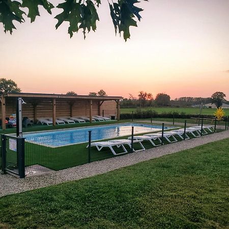 Les Gites De La Bouldoire Renaissance Rignac  Exteriér fotografie