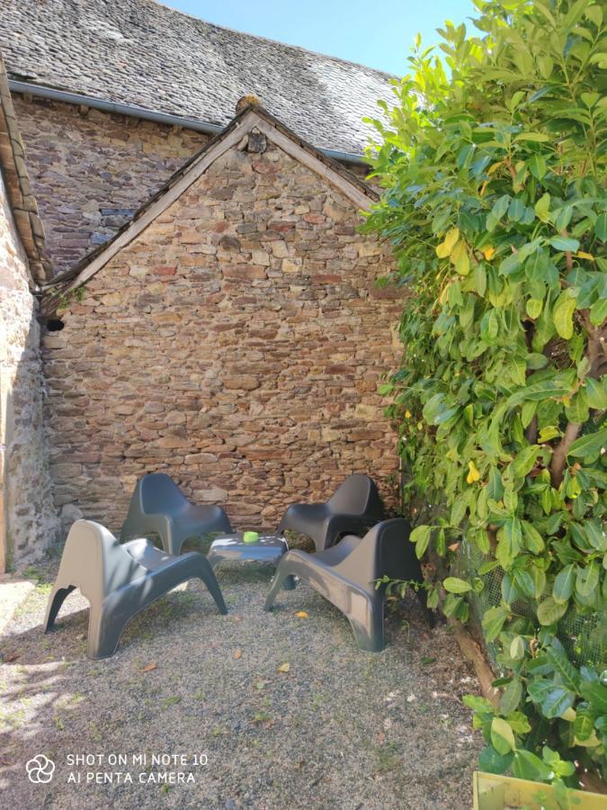 Les Gites De La Bouldoire Renaissance Rignac  Exteriér fotografie