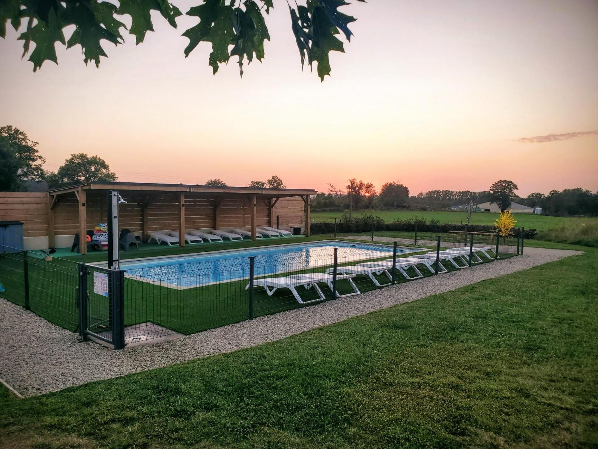 Les Gites De La Bouldoire Renaissance Rignac  Exteriér fotografie